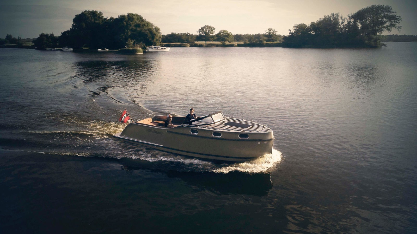 Craftmanship Cabin Tender 760